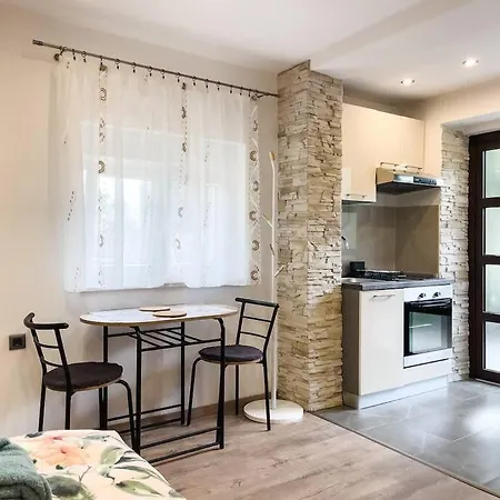 Cozy Newly-renovated Ivan *