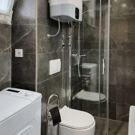 Cozy Newly-renovated Ivan *